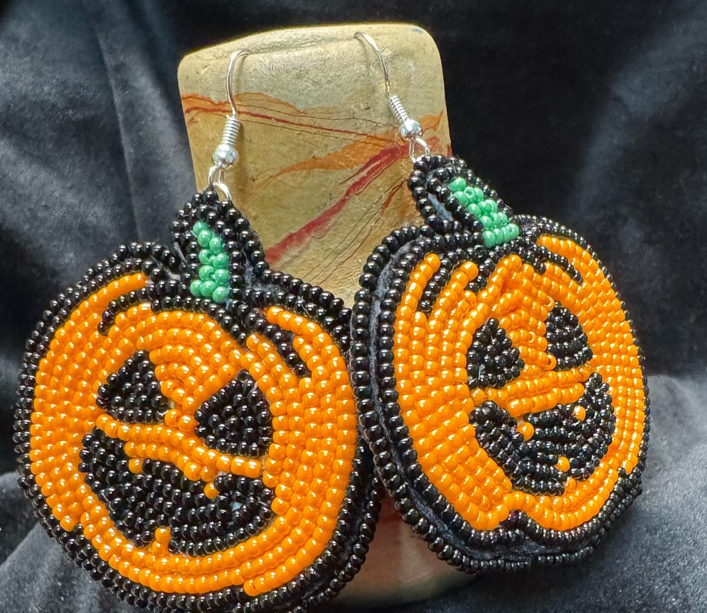 Beaded pumpkin earrings